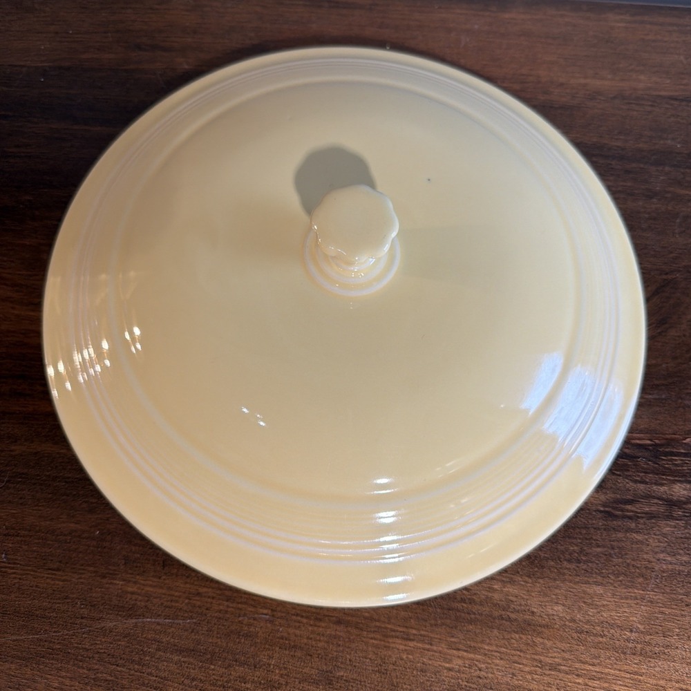 Light Yellow Fiesta Casserole Lid ONLY Fiestaware Homer Laughlin 9.25"D USA